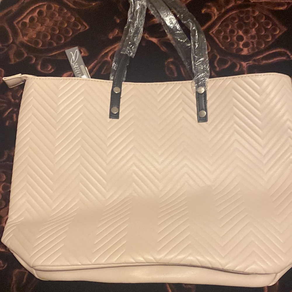 Bag - Picture 2 of 3
